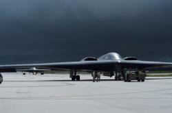 开云体育中国-钢铁洪流冲垮红蓝王朝，萨卡在奥运交响诗中奏响命运独奏