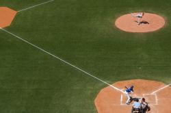 开云sport-逆转之夜！乔治狂飙30+接管排名战，凯尔特人绝地翻盘猛龙