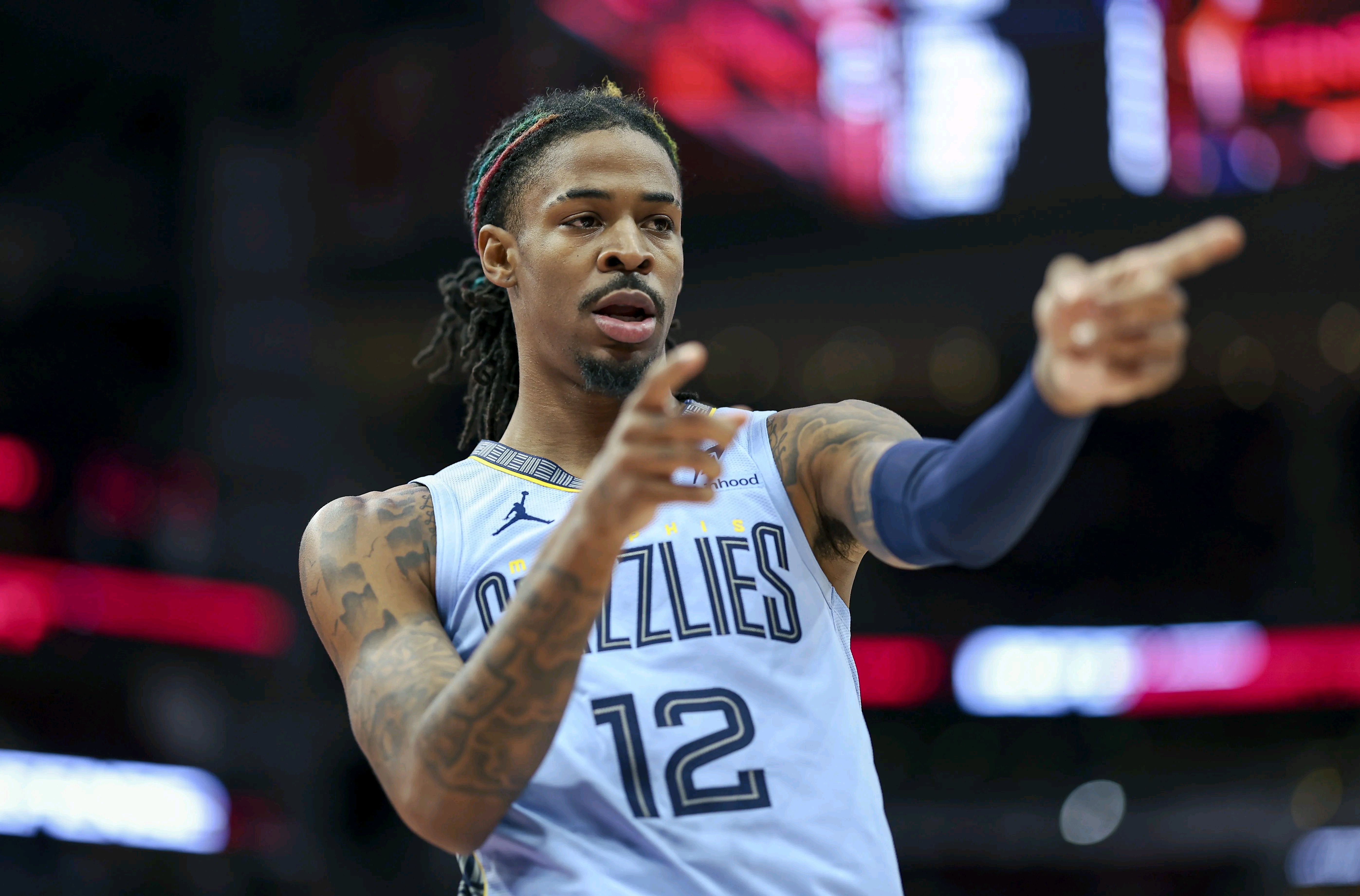 关于独行侠绝地反击灰熊,艾顿惊艳世界的信息 关于独行侠绝地反击灰熊,艾顿惊艳世界的信息