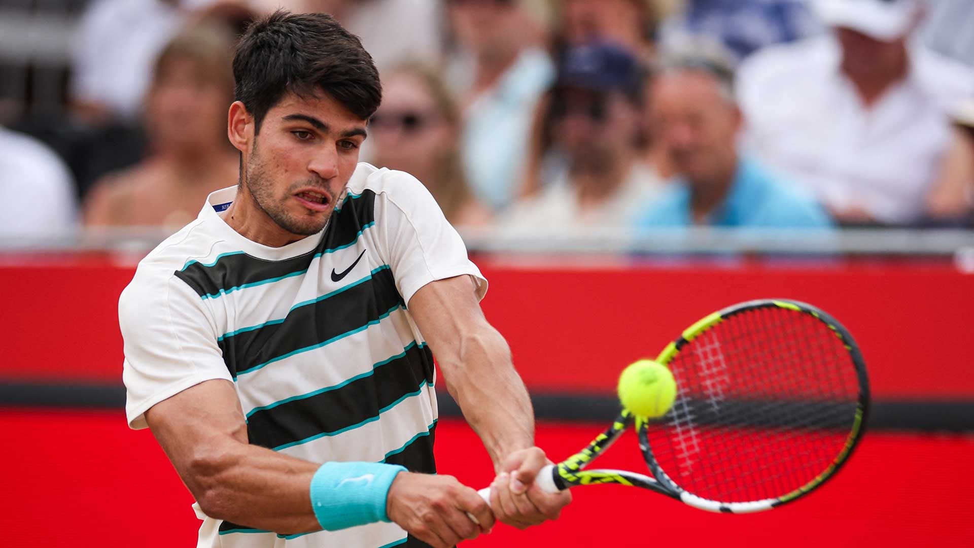 意大利网球队爆冷美国网球队，阿尔卡拉斯绝境逆转