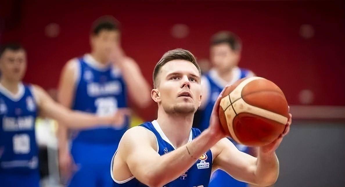 关于鹈鹕逆转意大利男篮,瓦兰丘纳斯关键制胜的信息 关于鹈鹕逆转意大利男篮,瓦兰丘纳斯关键制胜的信息