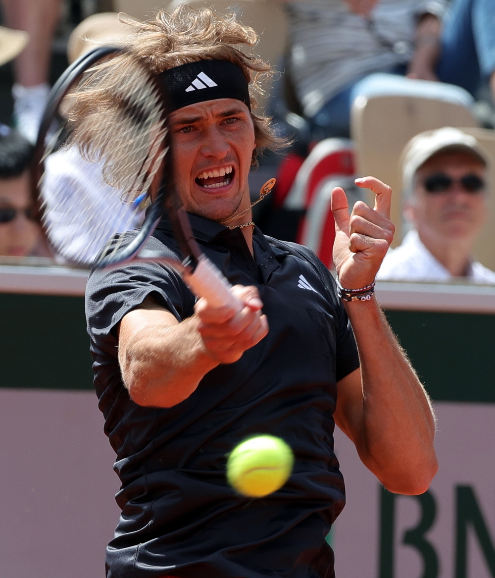 关于日本网球队横扫法国网球队,兹维列夫统治全场的信息 关于日本网球队横扫法国网球队,兹维列夫统治全场的信息