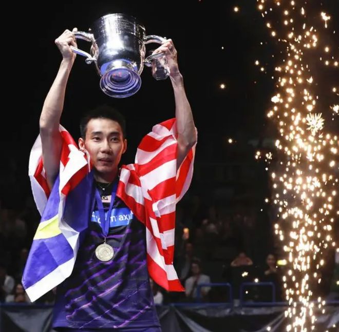 中国羽毛球队鏖战马来西亚羽毛球队,李宗伟惊艳世界的简单介绍 中国羽毛球队鏖战马来西亚羽毛球队,李宗伟惊艳世界的简单介绍