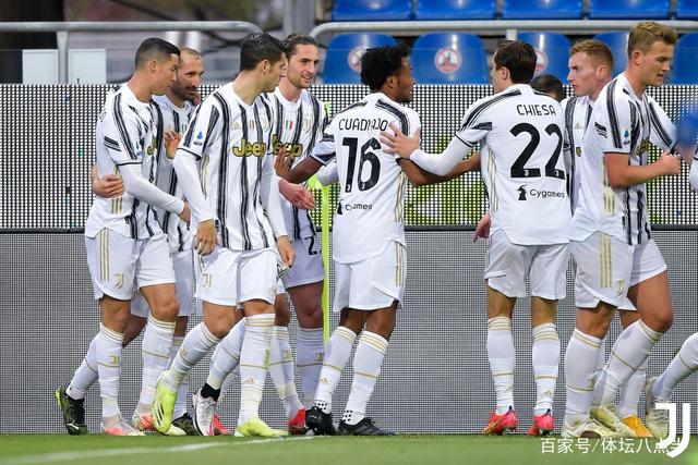 丹麦羽毛球队鏖战英格兰羽毛球队，马琳完成帽子戏法