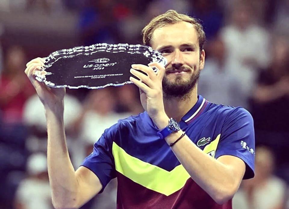 英国网球队完胜德国网球队,德约科维奇爆发神勇 英国网球队完胜德国网球队,德约科维奇爆发神勇