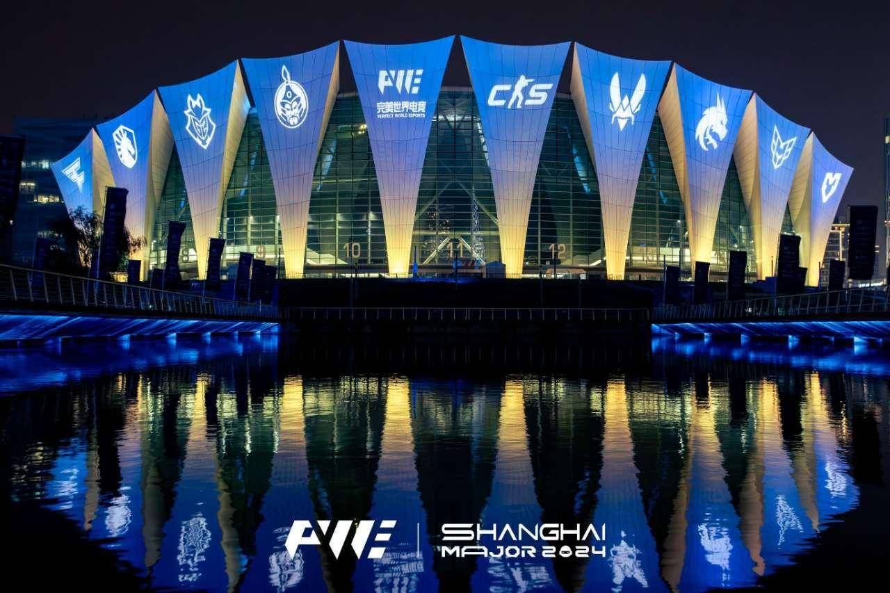 CS2决赛震撼开打,巅峰对决引爆全场 CS2决赛震撼开打,巅峰对决引爆全场