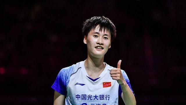 中国队碾压日本队，陈雨菲点燃赛场