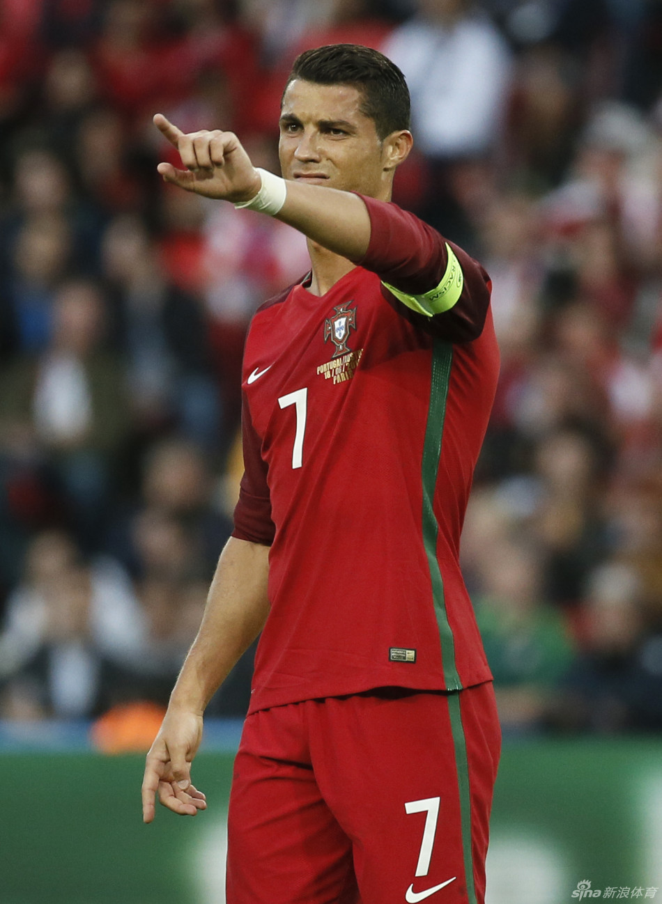 奥地利队轻取葡萄牙队,奥恰洛夫惊艳四座 奥地利队轻取葡萄牙队,奥恰洛夫惊艳四座