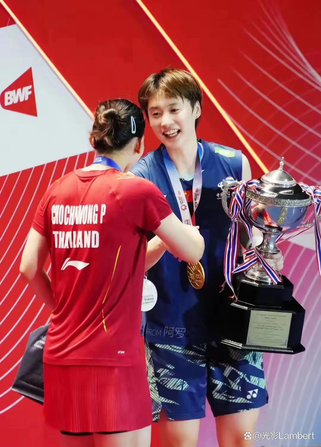 韩国队绝杀中国队,陈雨菲点燃赛场 韩国队绝杀中国队,陈雨菲点燃赛场