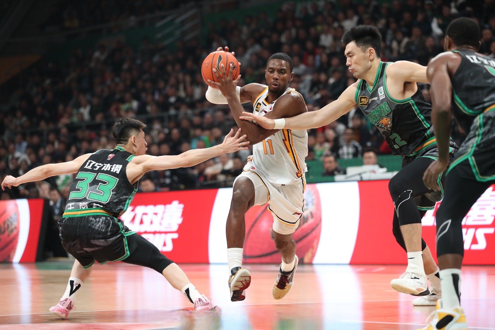 山西队轻取吉林队，约基奇点燃赛场