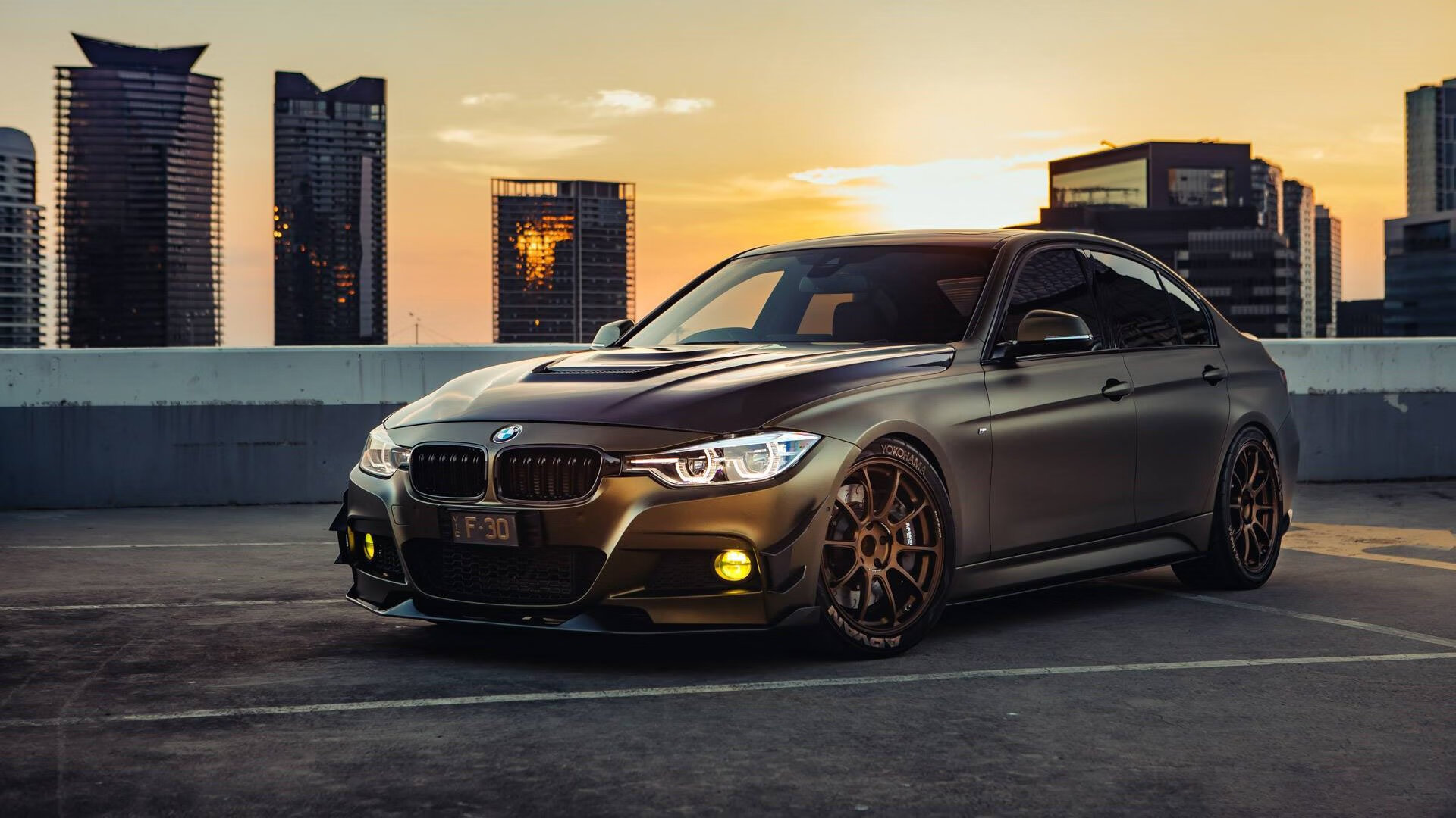 橄榄球思维颠覆足球,马赛的全黑式晋级与弗拉霍维奇的数据革命